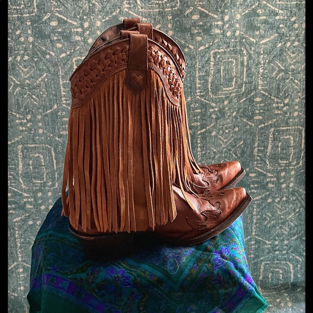 Dingo Fringe Boots